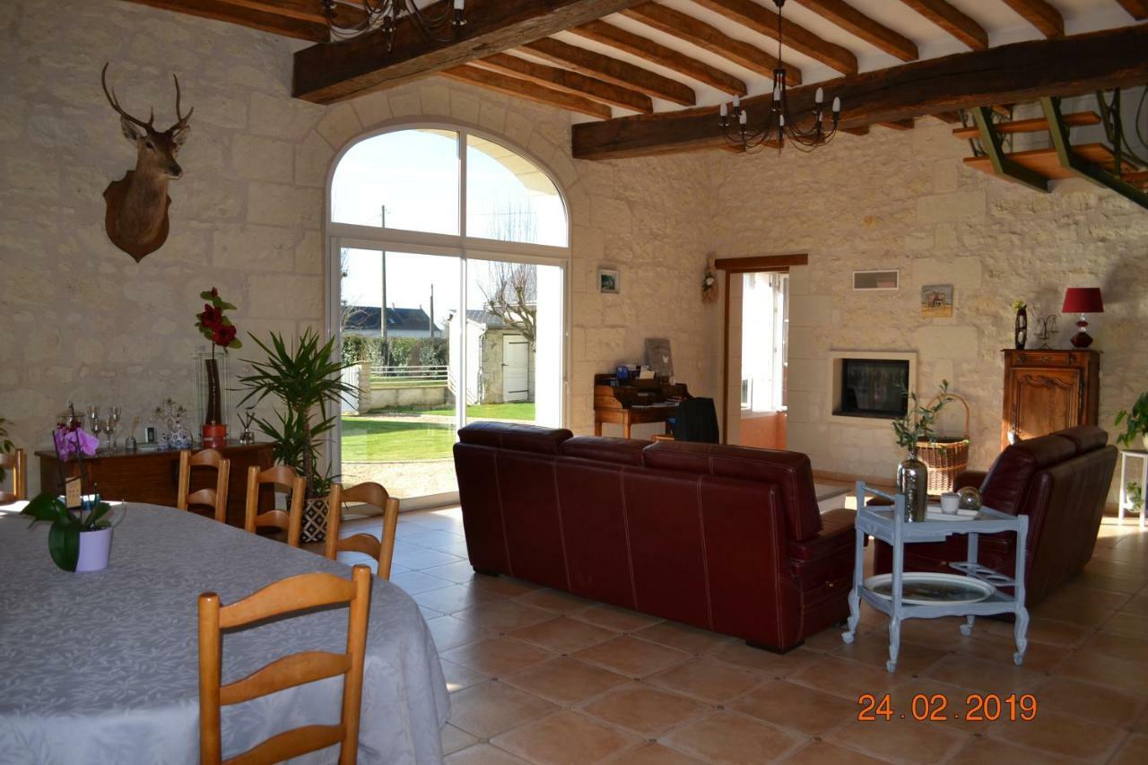 Les Chambres D Hotes Du Lavoir Restigné Exteriér fotografie